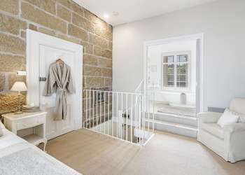 Gallery image 7