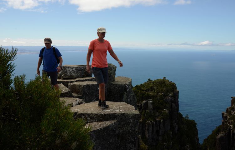 Wineglass Bay Sail Walk hiking