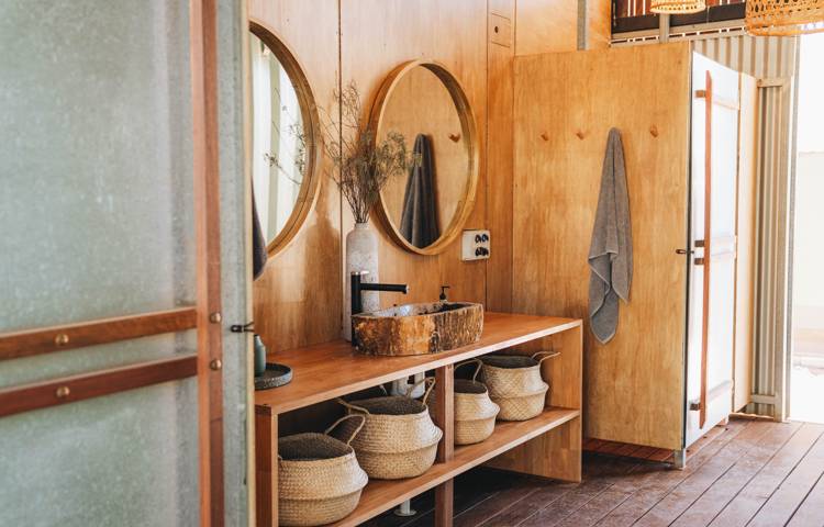 bathrooms at Larapinta Campsite