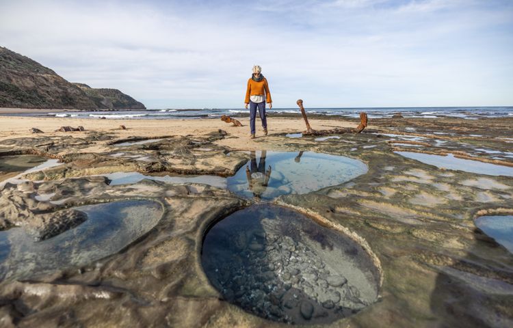 Guide, beach