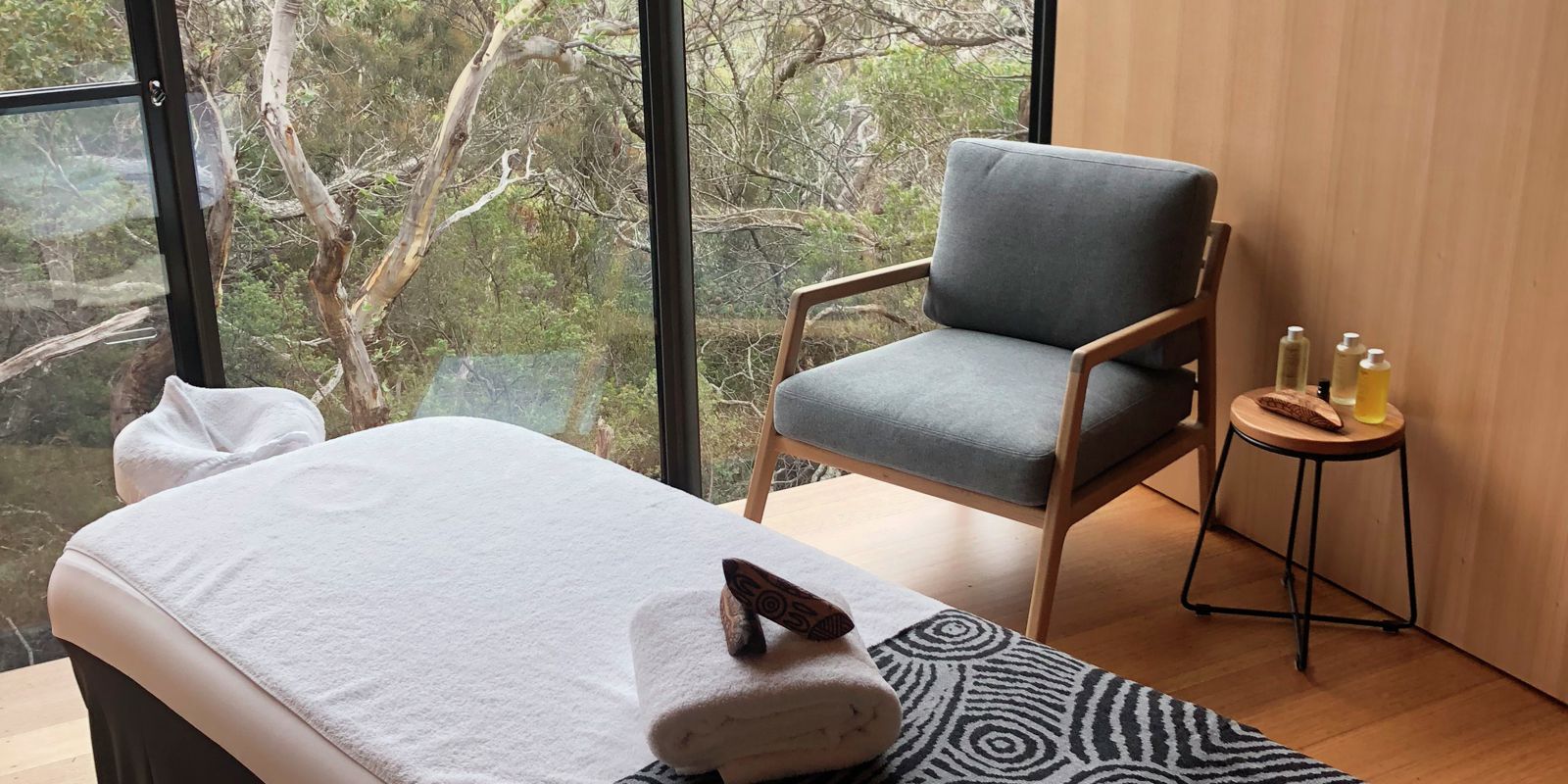 Review by David and Bev Johnston, Three Capes / Tasman Peninsula